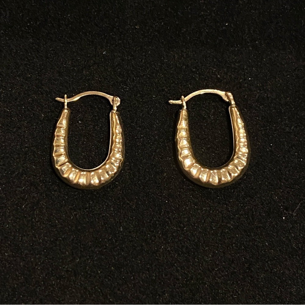 10k Yellow Gold Womens Small Hoop Earrings